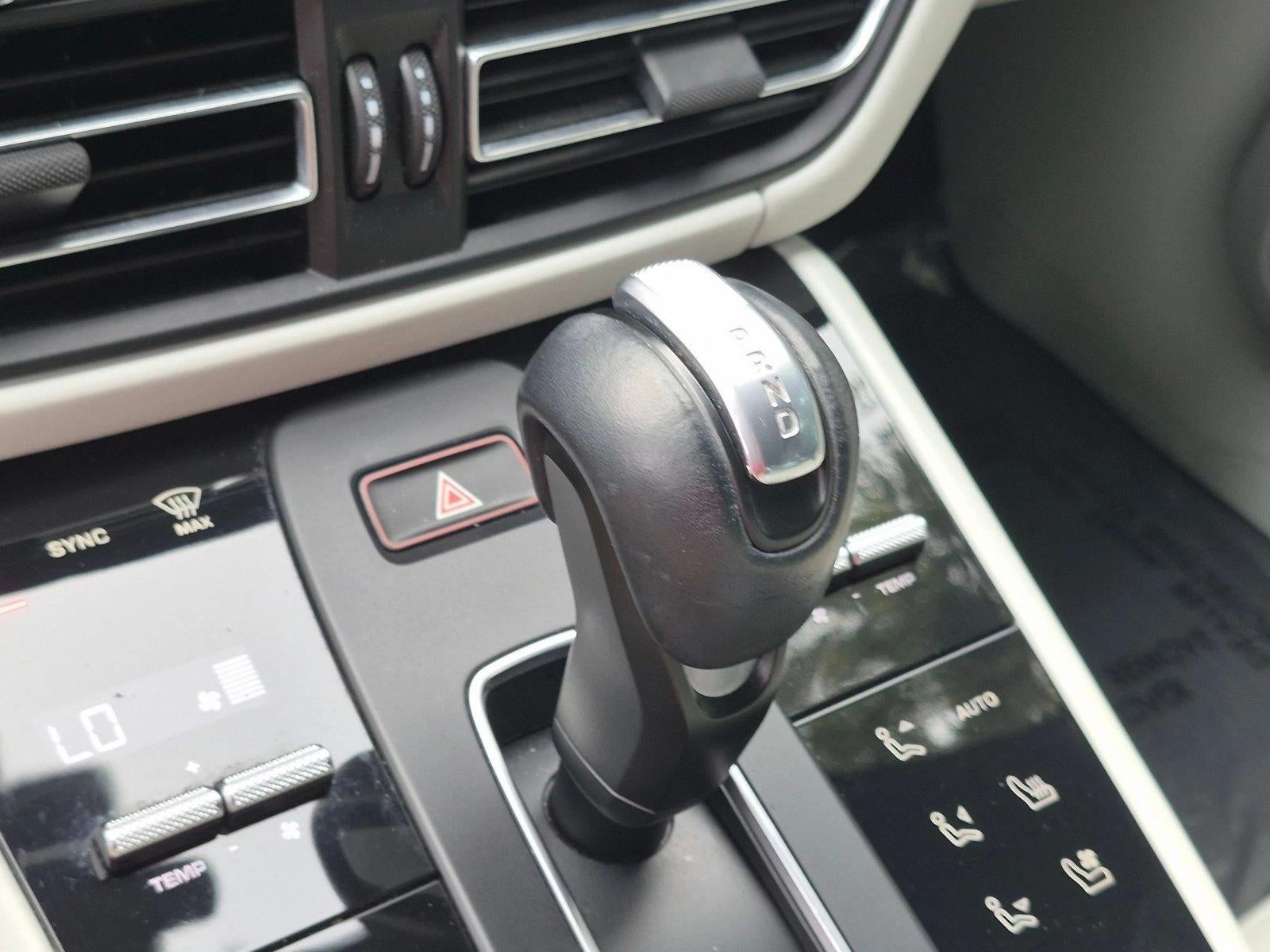 2022 Porsche Macan S AWD