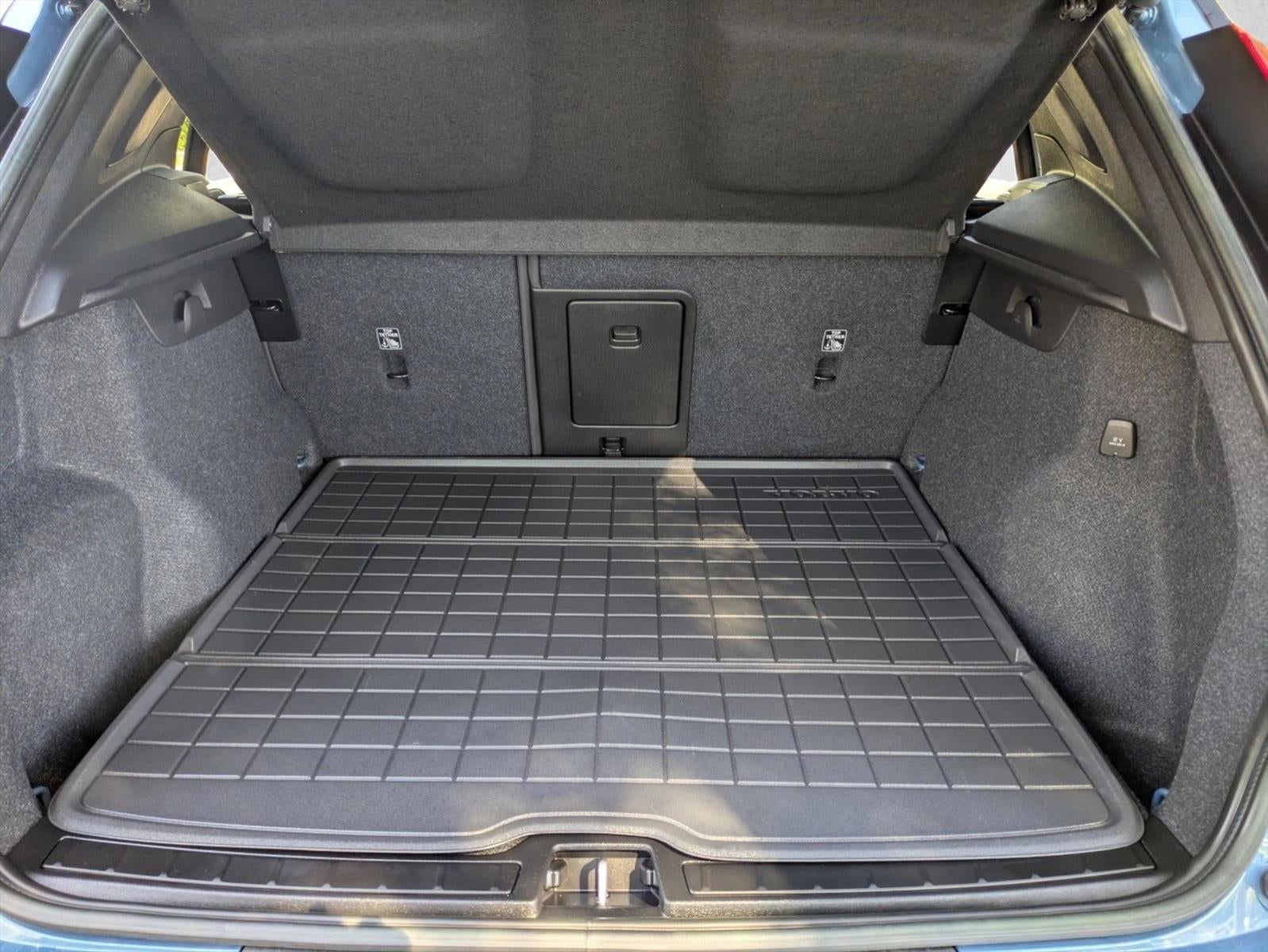 2023 Volvo XC40 Recharge Pure Electric Twin eAWD Plus