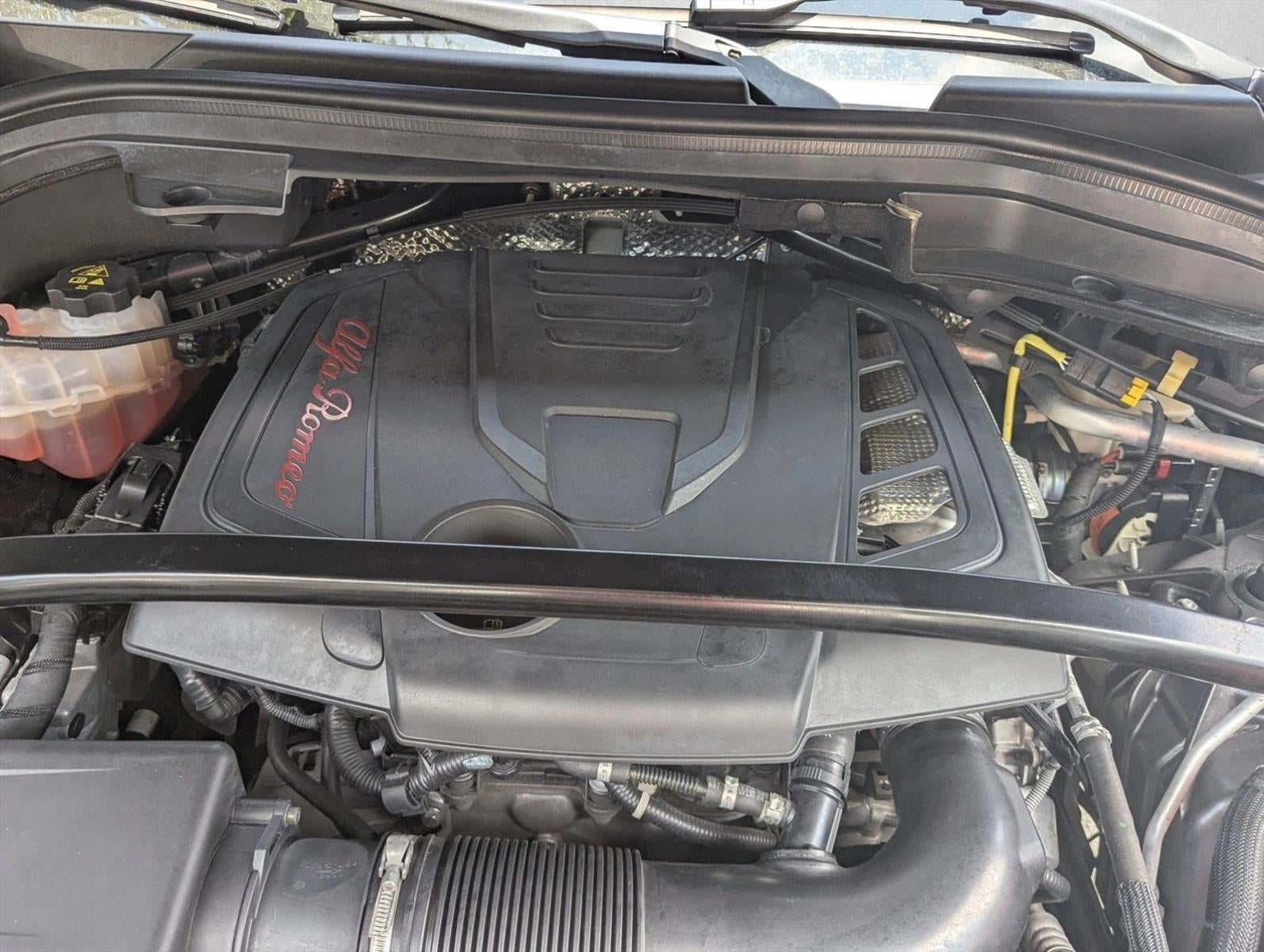 2023 Alfa Romeo Stelvio Veloce AWD