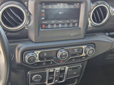 2020 Jeep Wrangler Unlimited Sahara Altitude 4x4