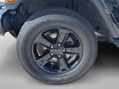 2020 Jeep Wrangler Unlimited Sahara Altitude 4x4