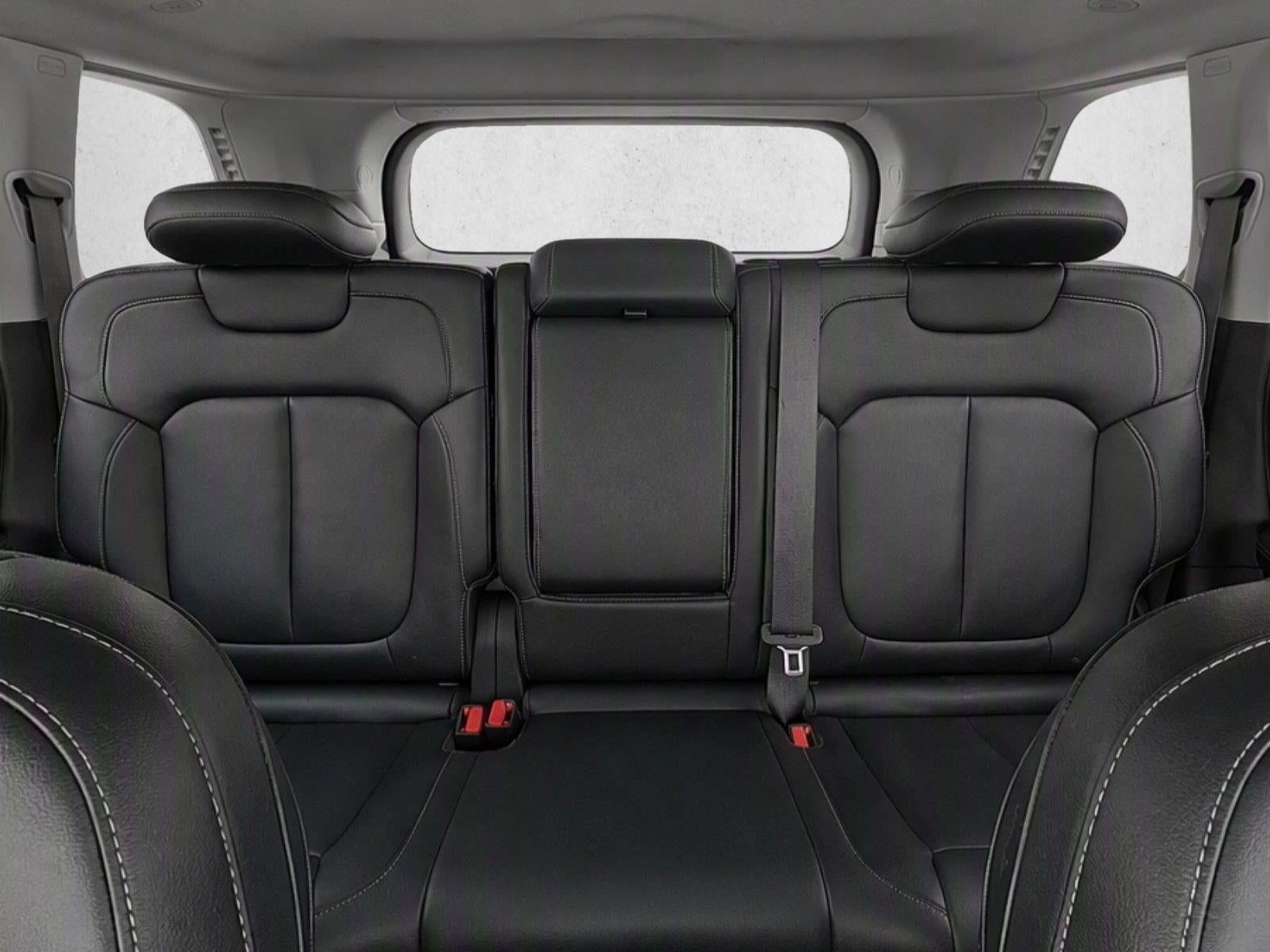 2023 Jeep Grand Cherokee Limited 4x2