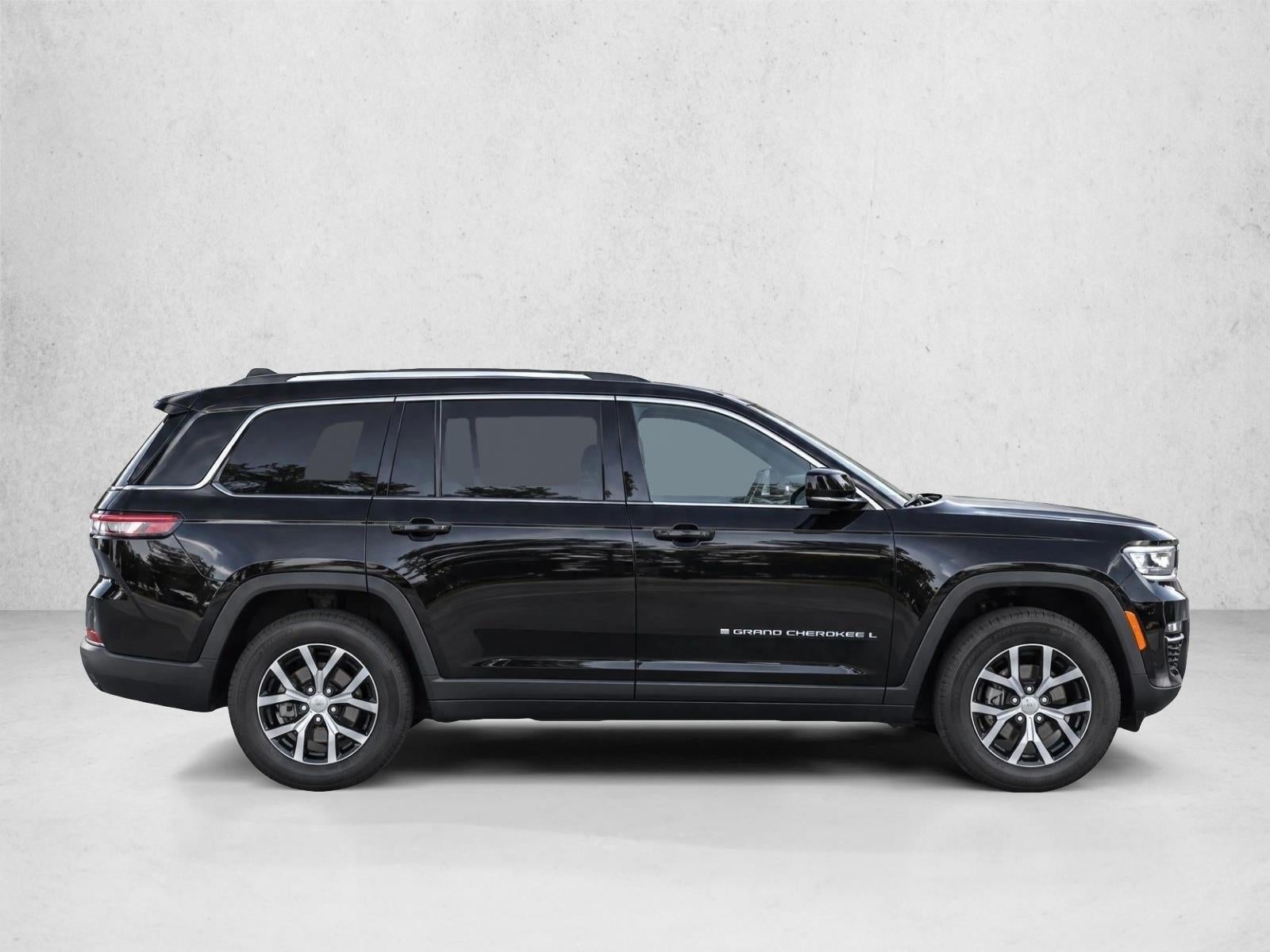 2023 Jeep Grand Cherokee Limited 4x2