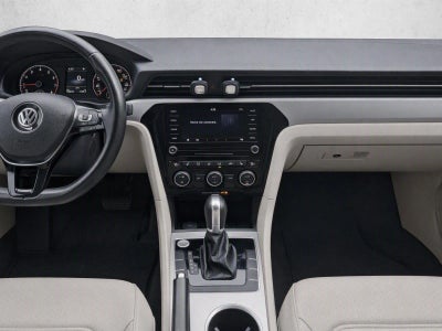 2020 Volkswagen Passat 2.0T SE Auto