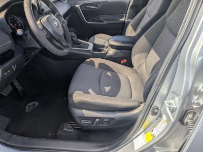 2020 Toyota RAV4 XLE FWD (GS)
