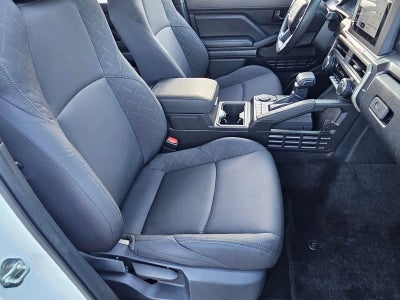 2024 Toyota Tacoma 2WD 2WD SR5 Double Cab 5' Bed AT (Natl)