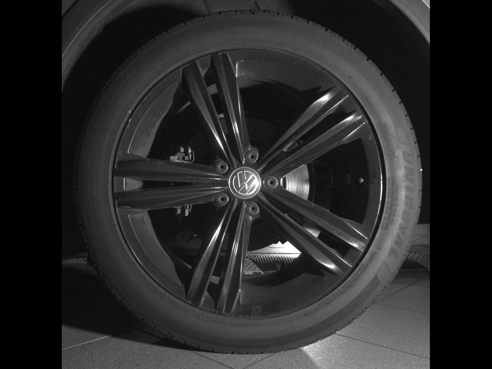 2019 Volkswagen Tiguan 2.0T SE FWD