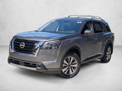 2025 Nissan Pathfinder SL 2WD