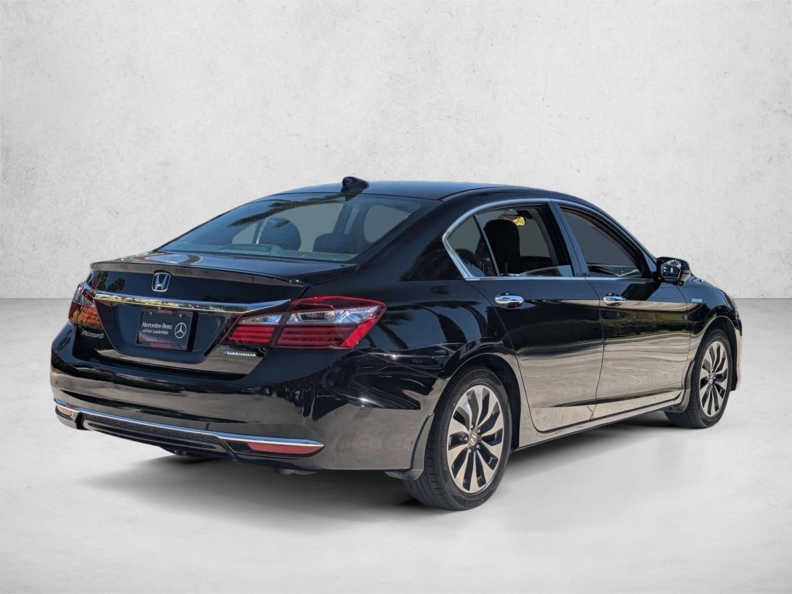 2017 Honda Accord Hybrid Sedan