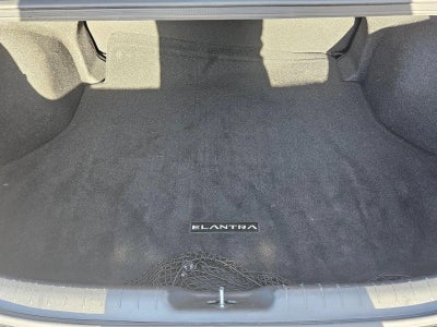 2024 Hyundai ELANTRA SEL IVT