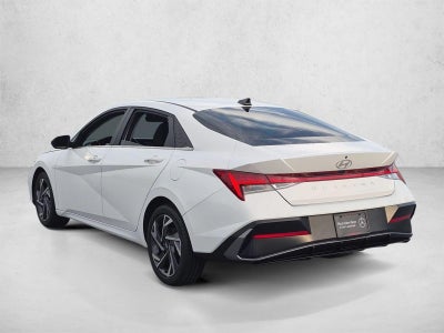 2024 Hyundai ELANTRA SEL IVT