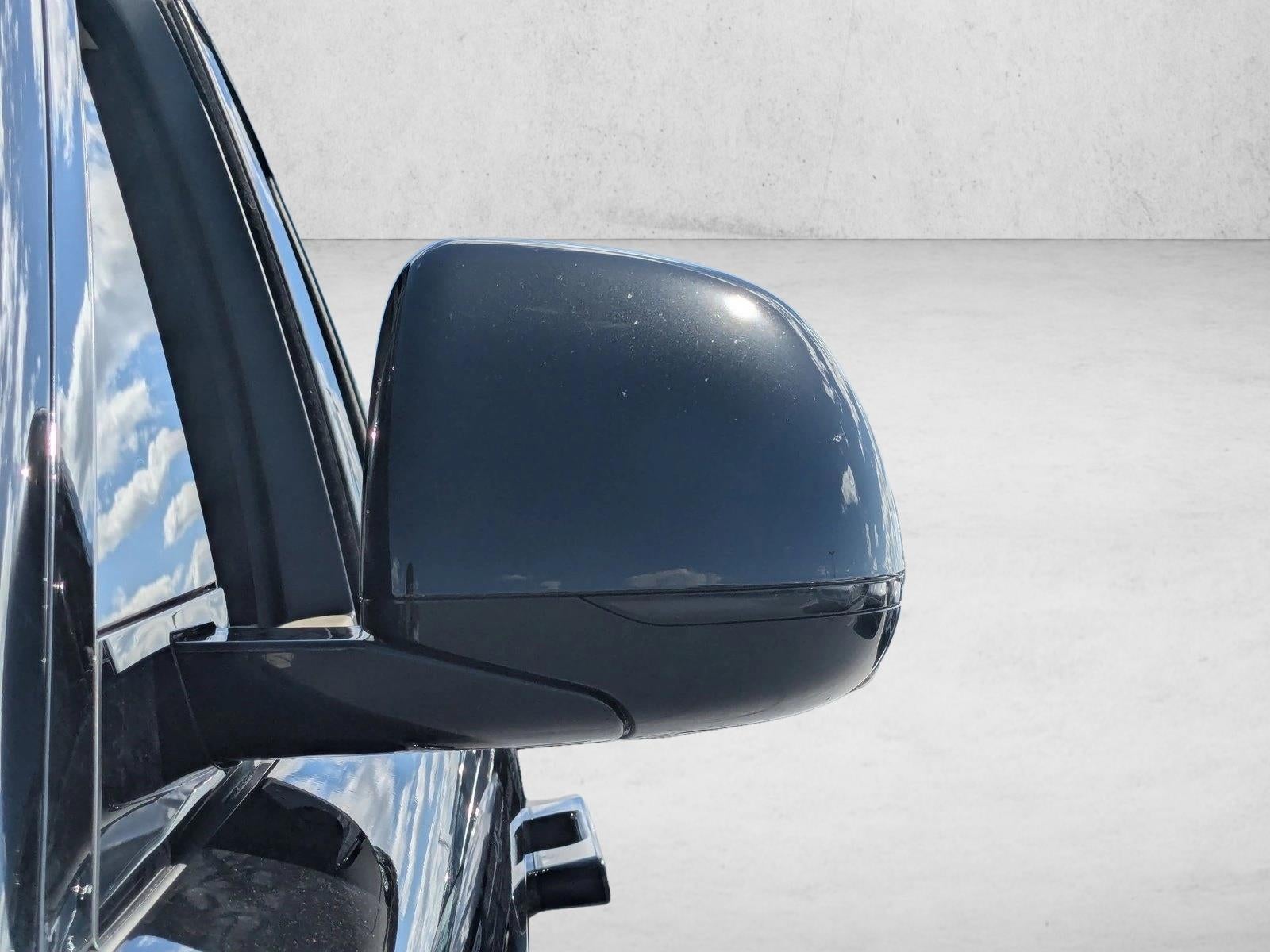 2024 Land Rover Range Rover P400 SE SWB