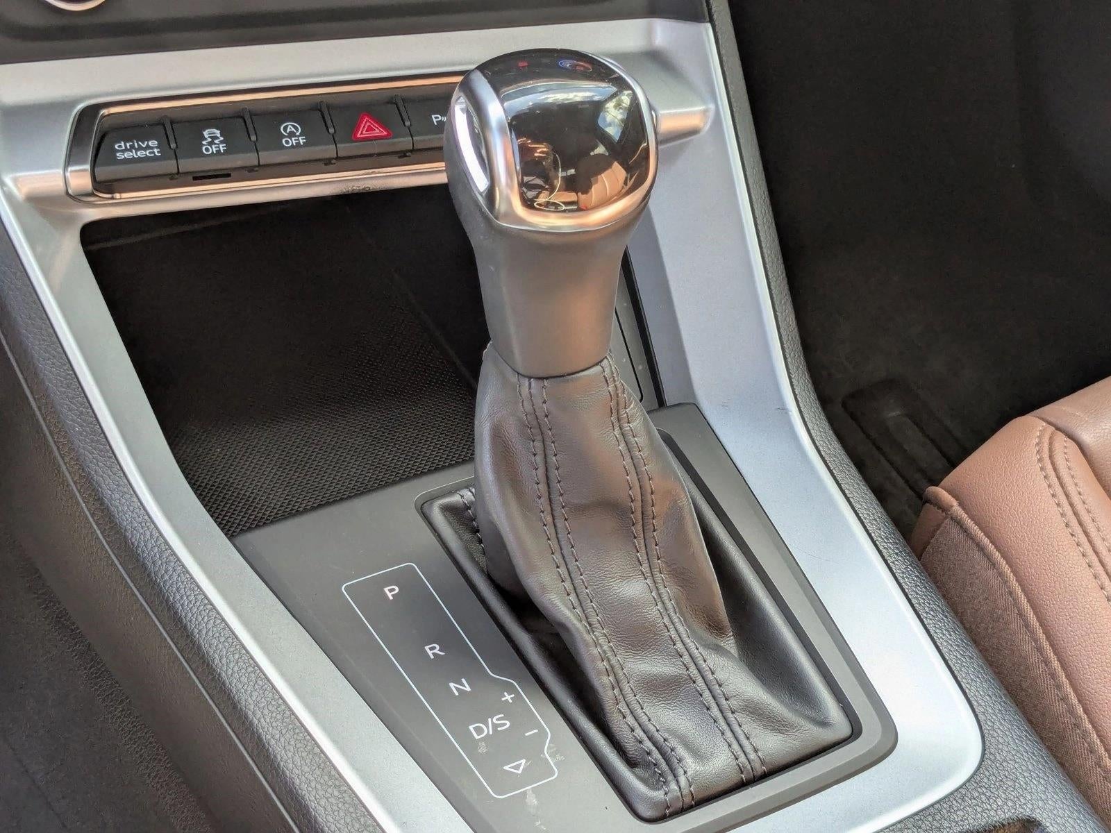 2021 Audi Q3 S line Premium 45 TFSI quattro