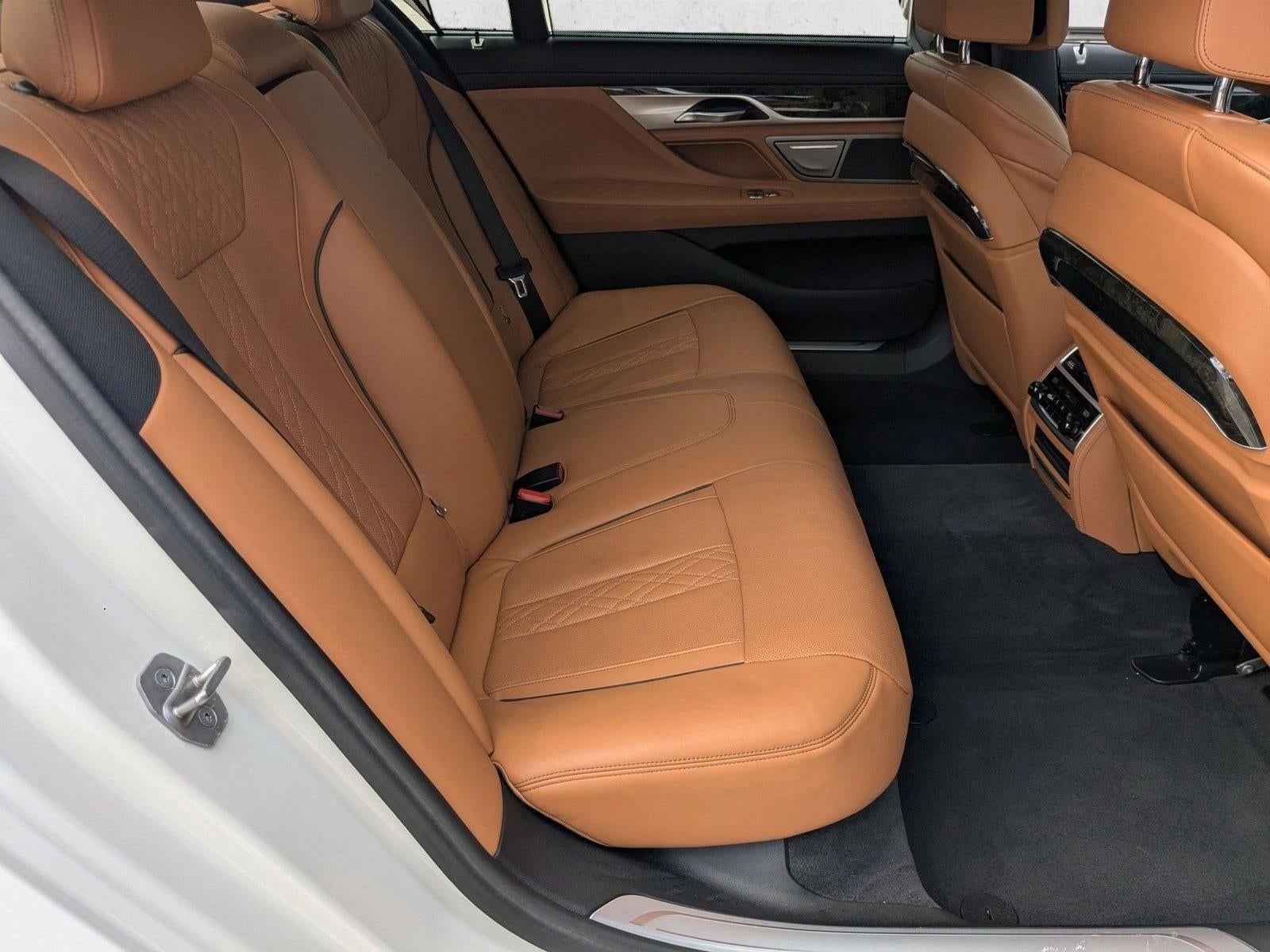 2022 BMW 750i xDrive Sedan