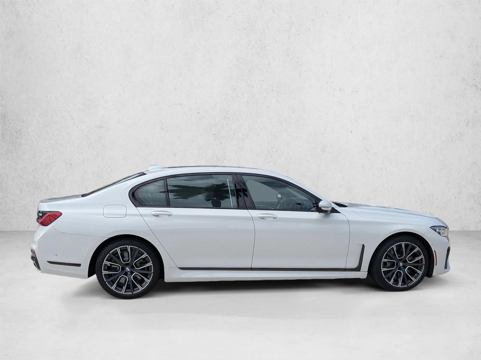 2022 BMW 750i xDrive Sedan