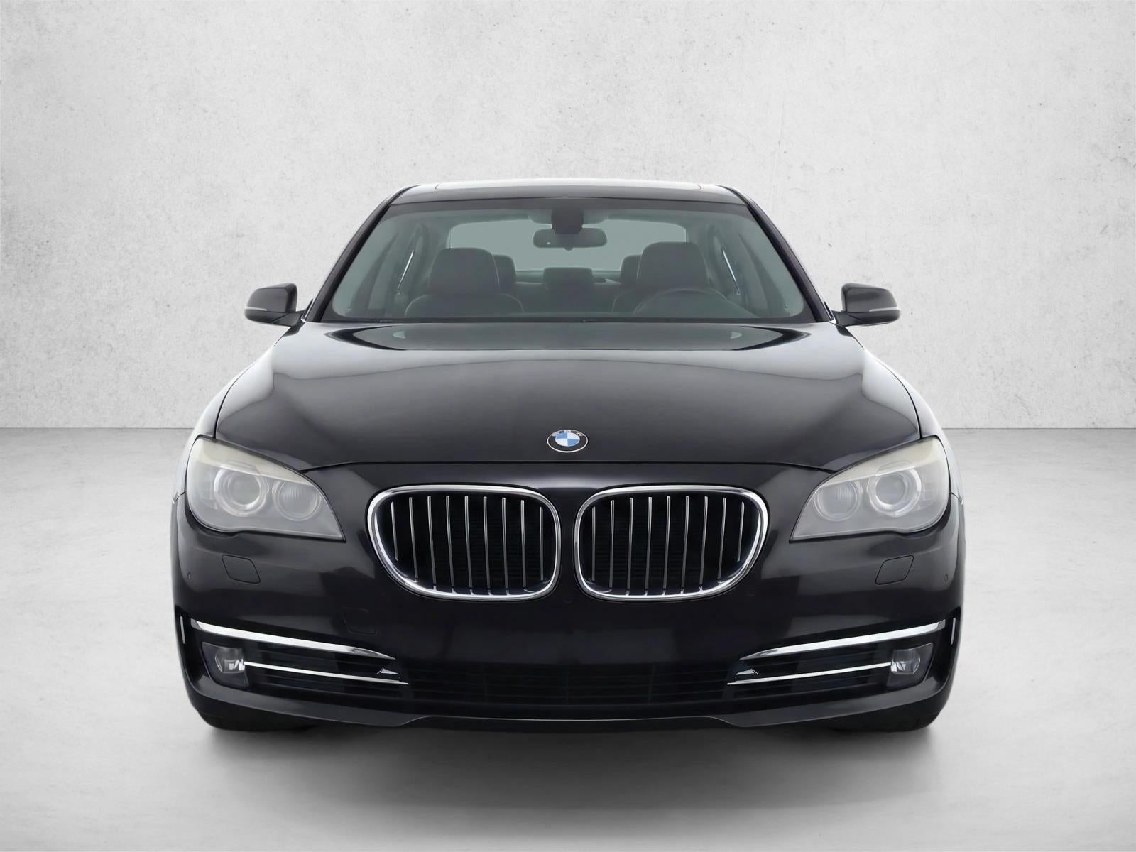 2015 BMW 740Li Sedan