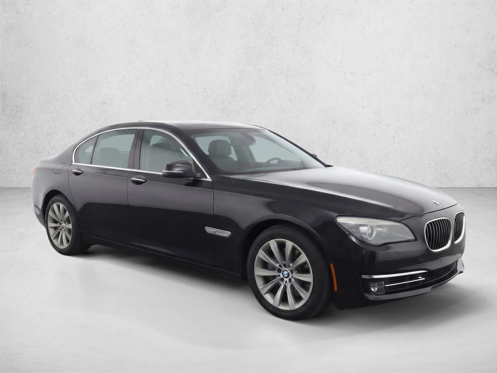 2015 BMW 740Li Sedan