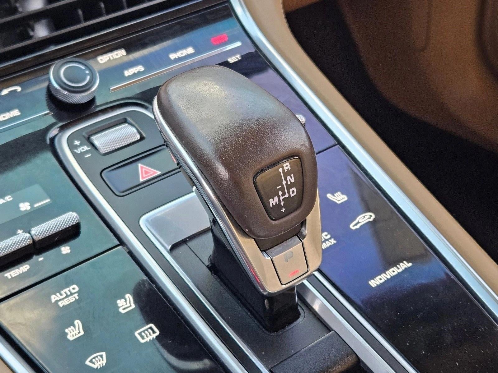 2018 Porsche Panamera 4 AWD