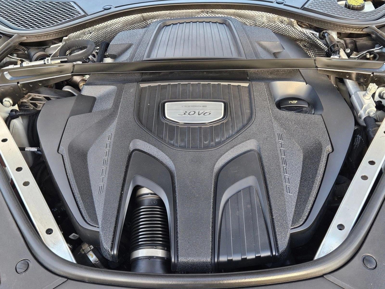 2018 Porsche Panamera 4 AWD