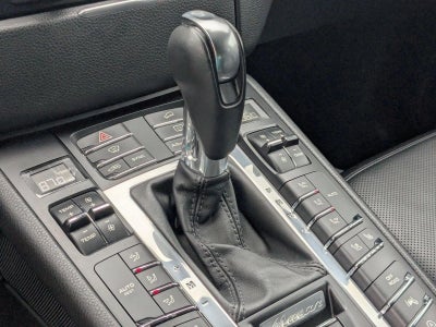 2016 Porsche Macan AWD 4dr Turbo