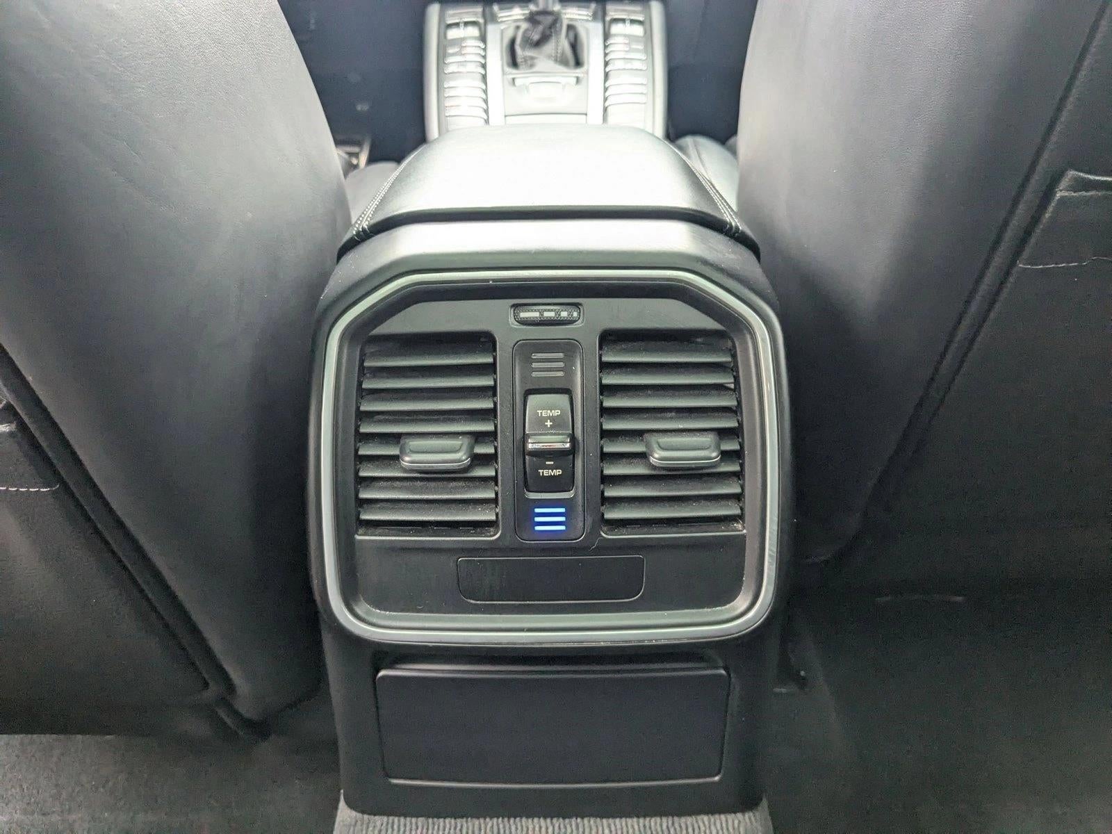 2016 Porsche Macan AWD 4dr Turbo