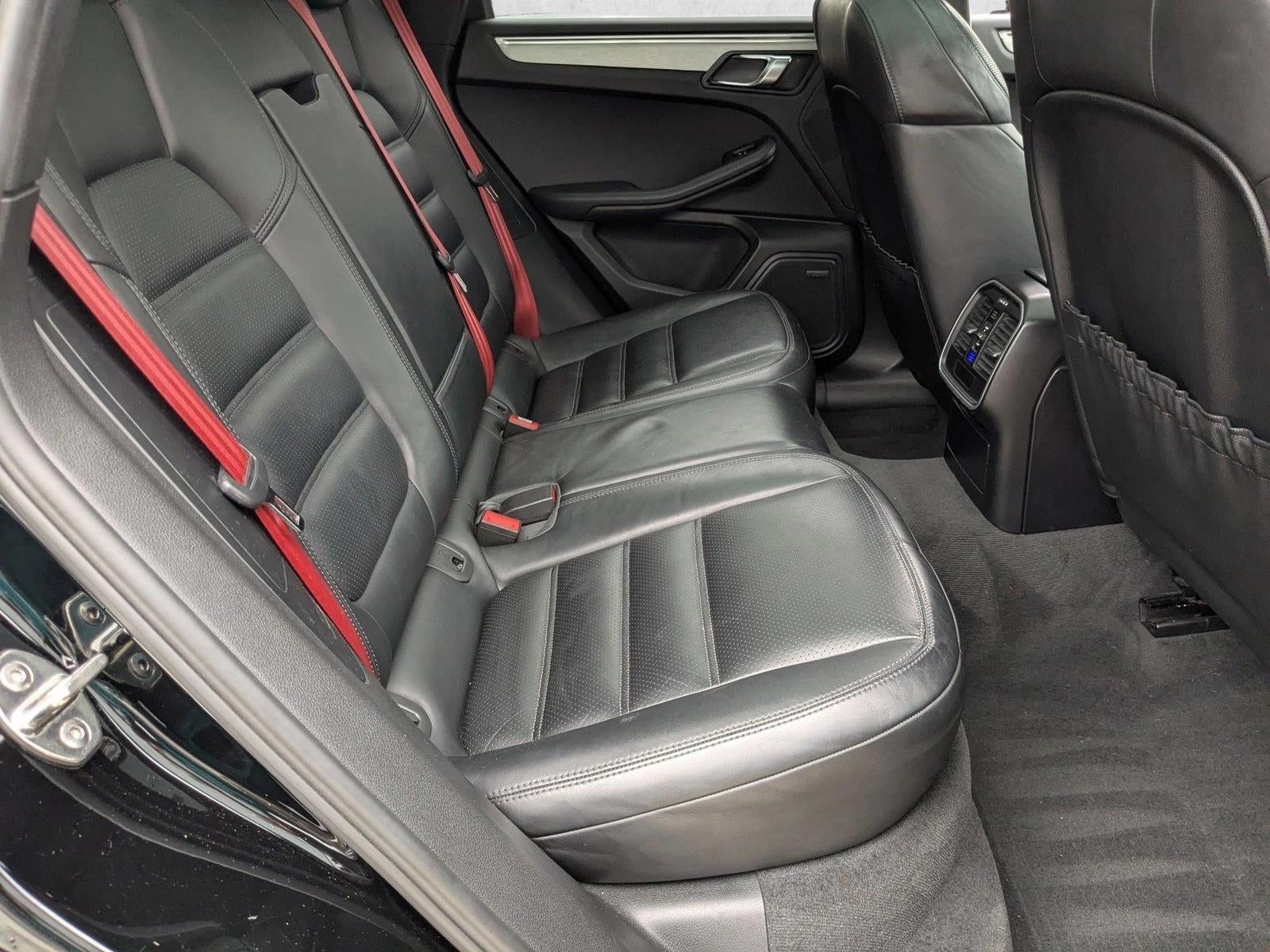 2016 Porsche Macan AWD 4dr Turbo