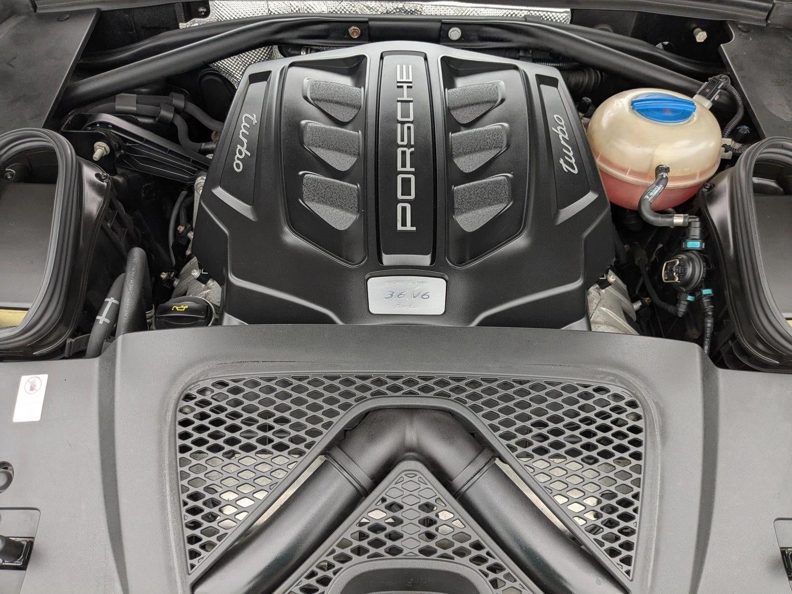 2016 Porsche Macan AWD 4dr Turbo