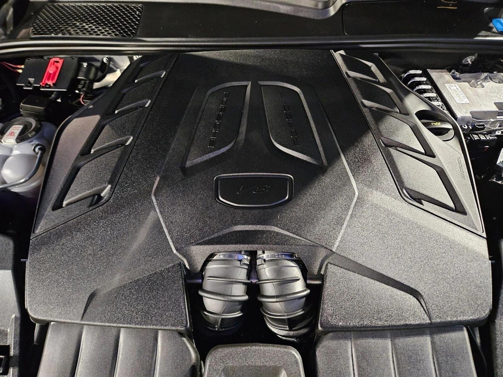 2025 Porsche Cayenne GTS Coupe AWD