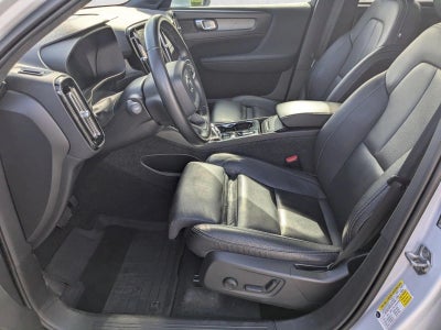 2020 Volvo XC40 T5 AWD Inscription