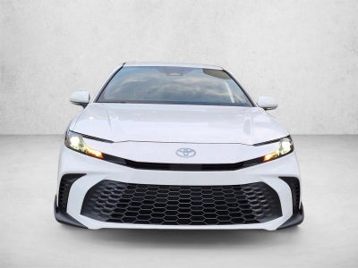 2025 Toyota Camry SE (Natl)