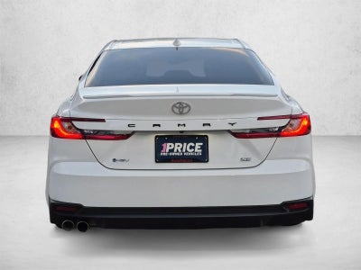 2025 Toyota Camry SE (Natl)
