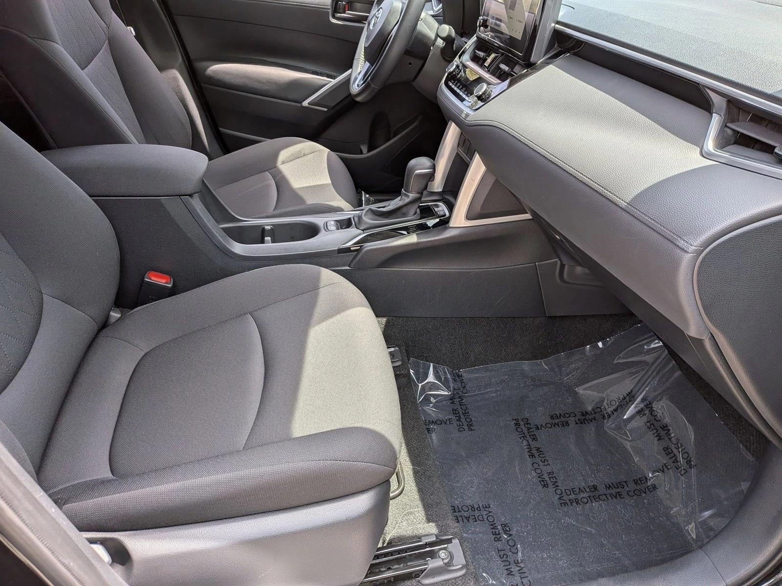 2023 Toyota Corolla Cross LE 2WD (Natl)
