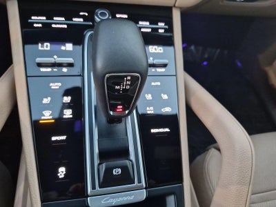 2023 Porsche Cayenne Platinum Edition AWD