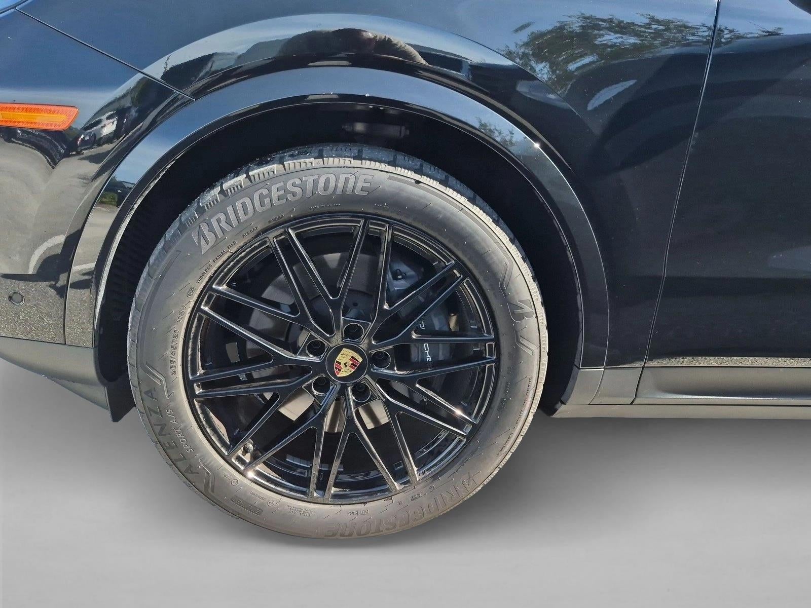2024 Porsche Cayenne AWD