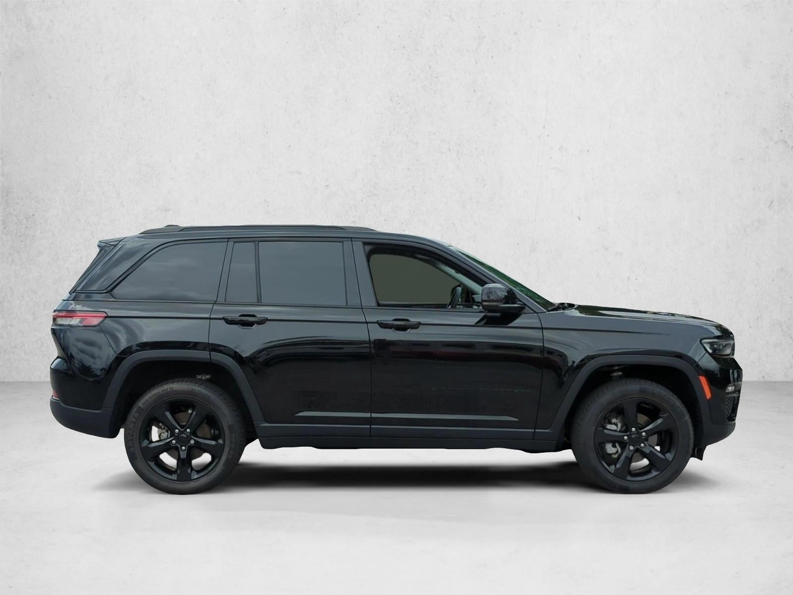2023 Jeep Grand Cherokee Limited 4x2