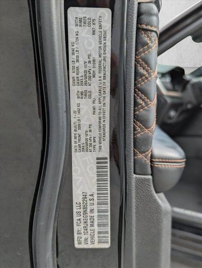 2022 Jeep Grand Cherokee L Summit 4x4