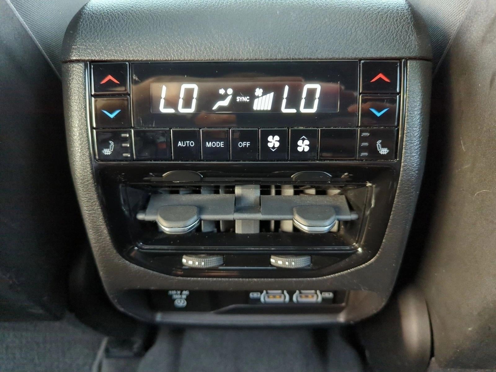 2022 Jeep Grand Cherokee L Summit 4x4