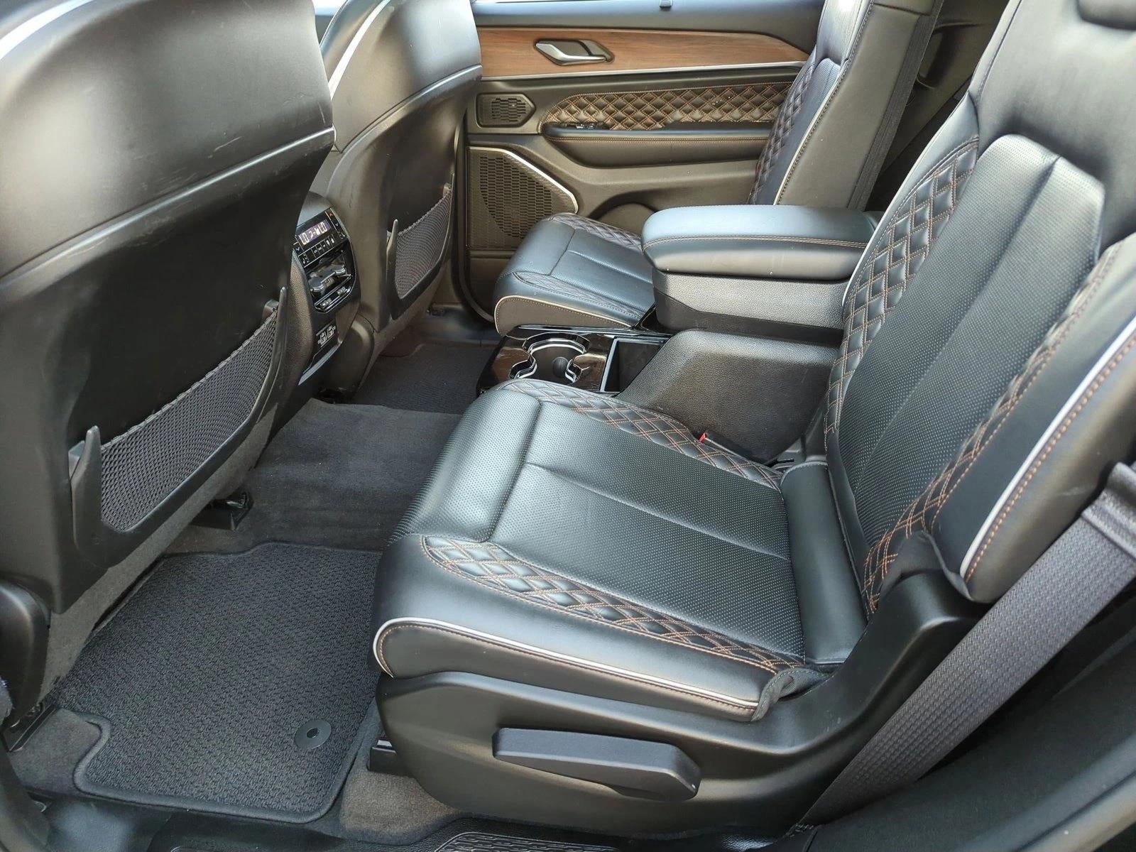 2022 Jeep Grand Cherokee L Summit 4x4