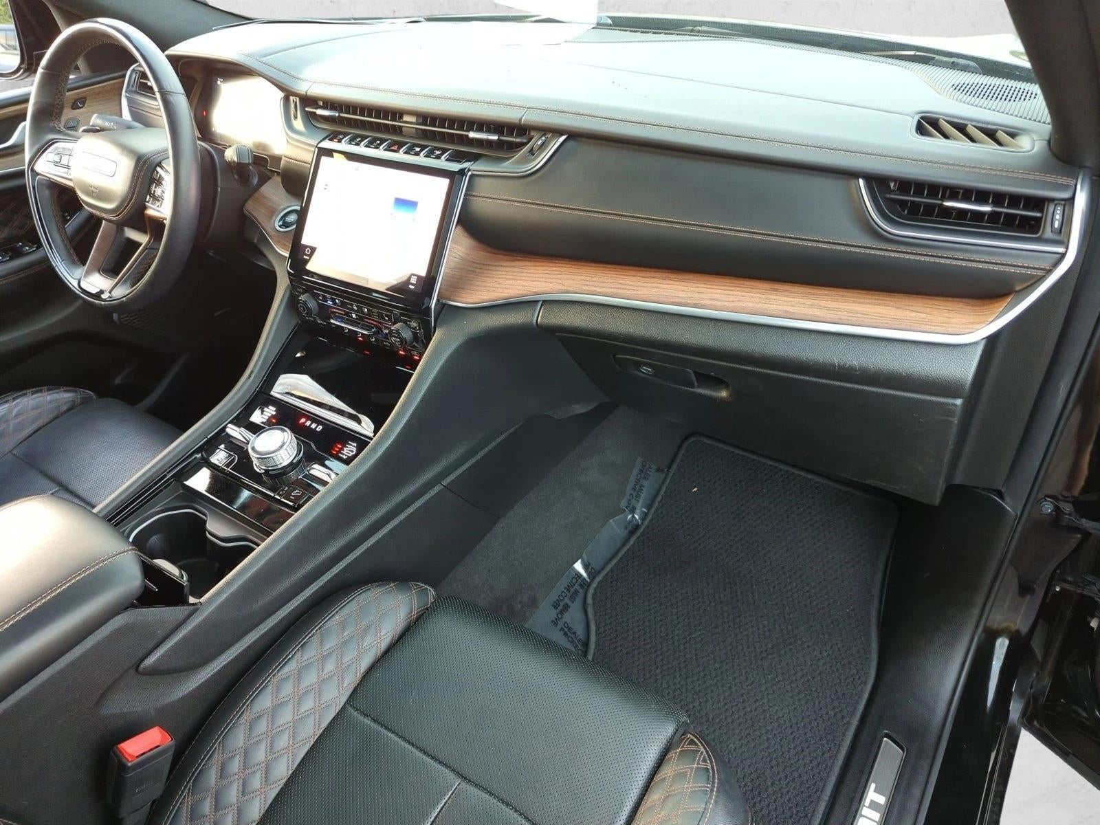 2022 Jeep Grand Cherokee L Summit 4x4