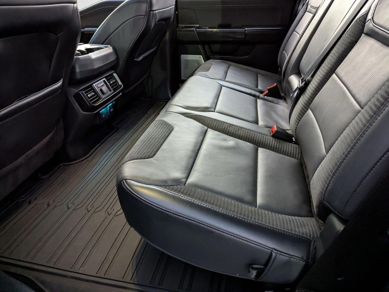 2023 Ford F-150 Raptor 4WD SuperCrew 5.5' Box