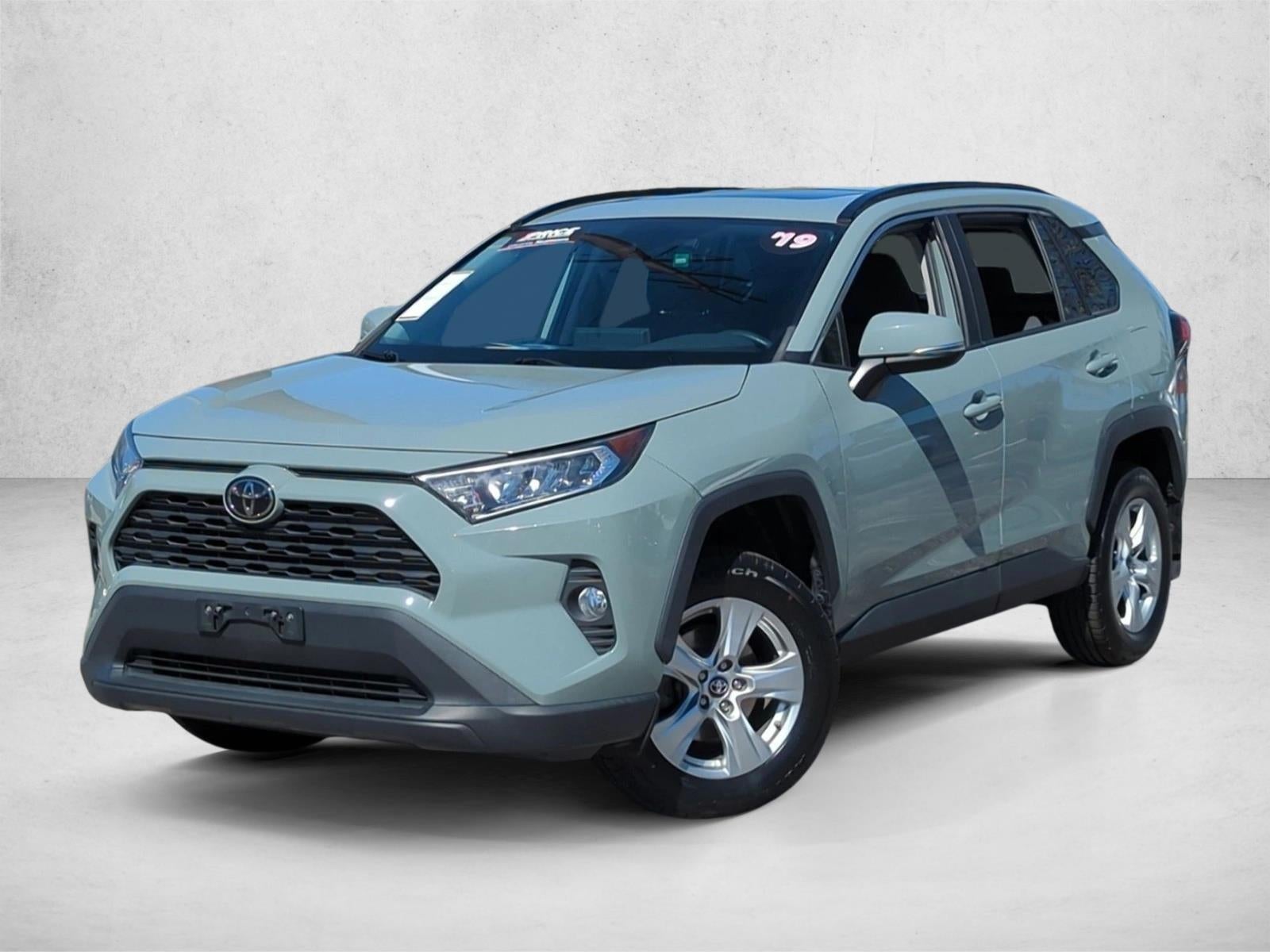 2019 Toyota RAV4 XLE AWD (Natl)