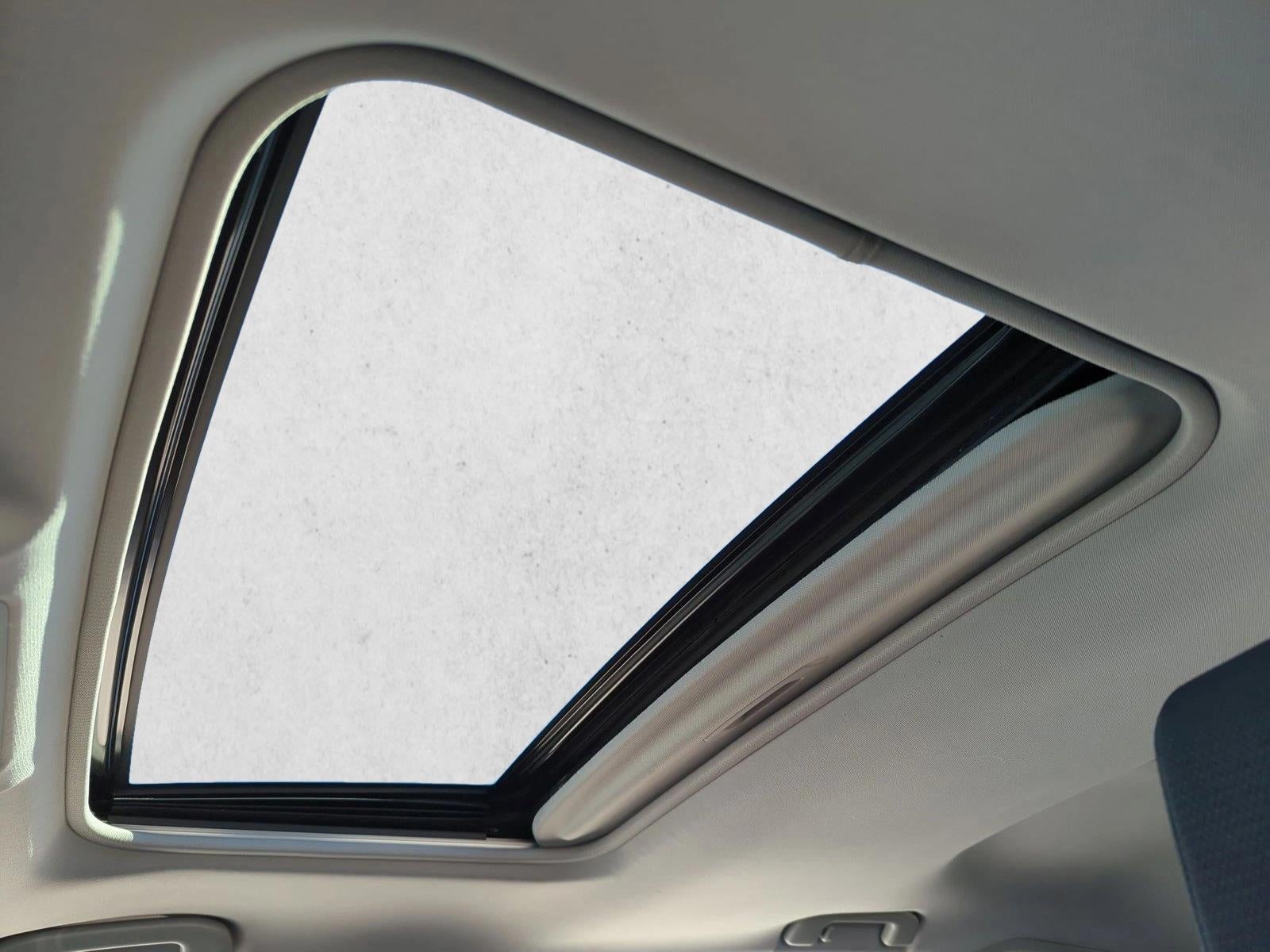 2019 Toyota RAV4 XLE AWD (Natl)