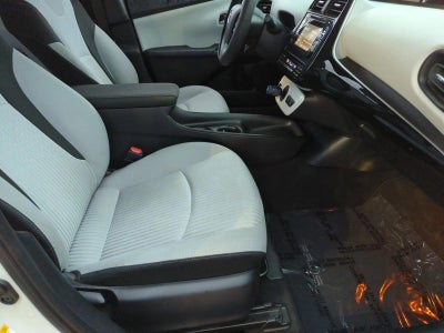 2016 Toyota Prius 5dr HB Two Eco (Natl)