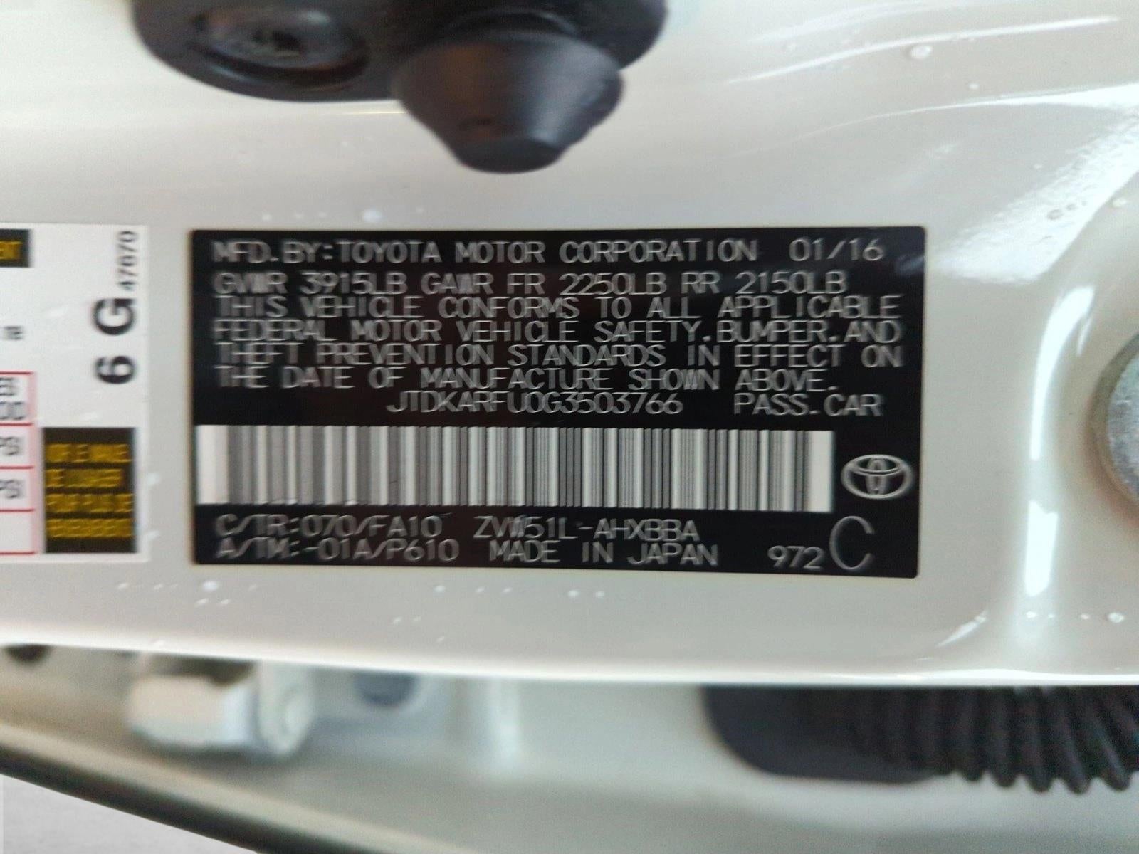 2016 Toyota Prius 5dr HB Two Eco (Natl)
