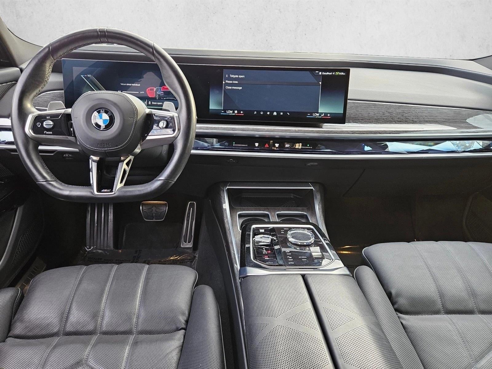 2025 BMW 740i xDrive Sedan