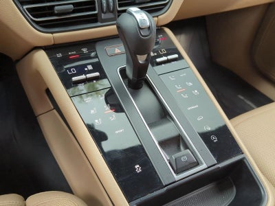 2023 Porsche Macan AWD