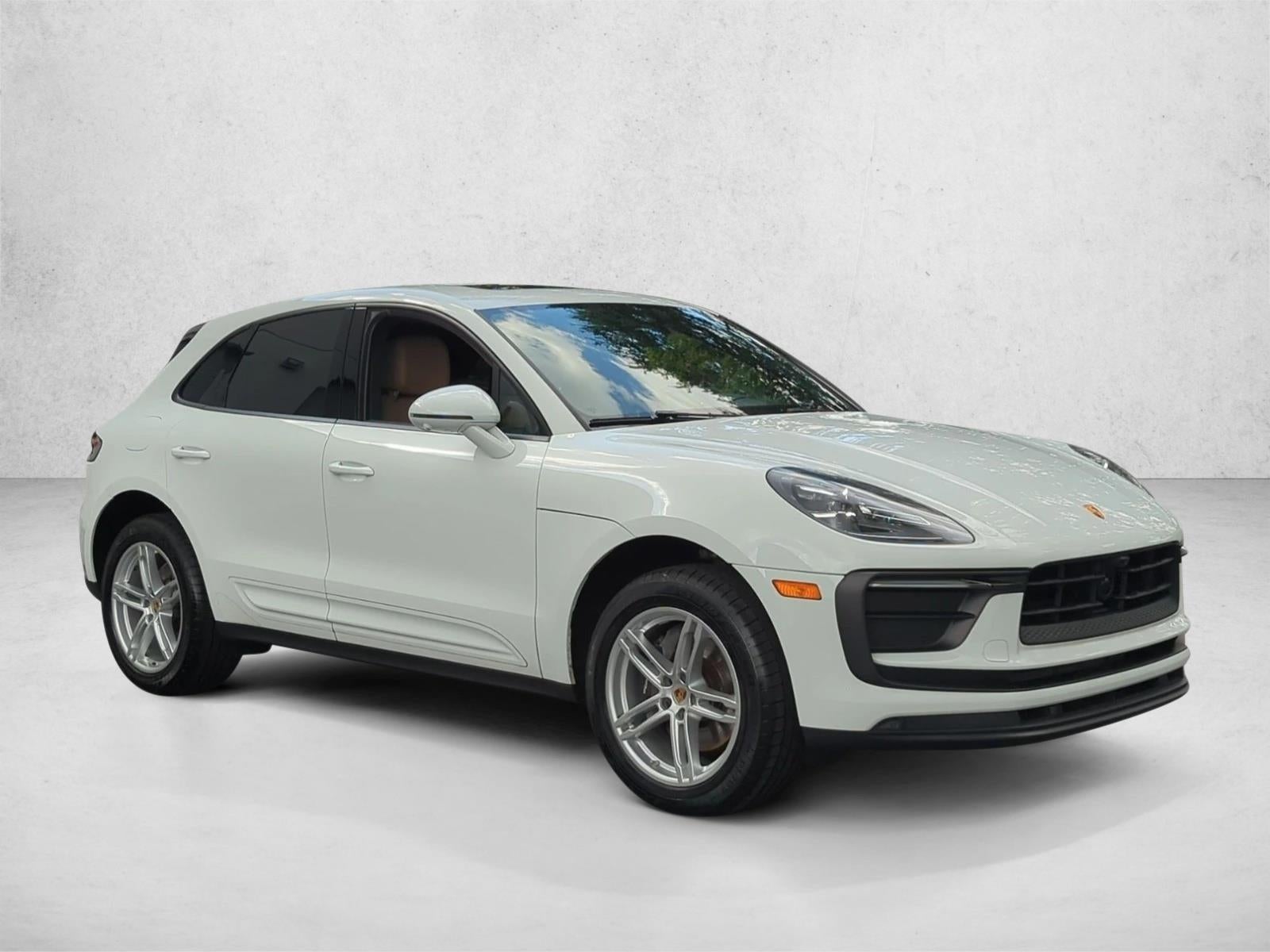 2023 Porsche Macan AWD