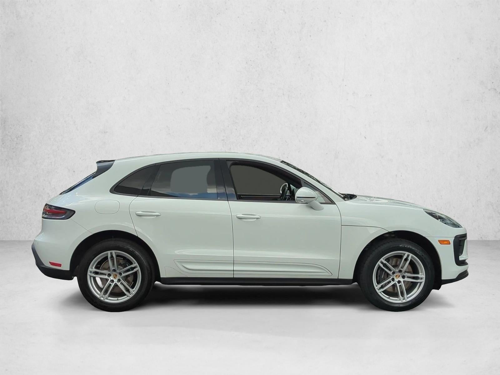 2023 Porsche Macan AWD