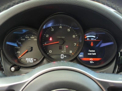 2020 Porsche Macan AWD