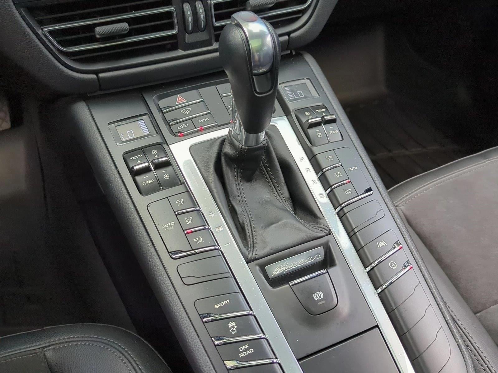 2020 Porsche Macan AWD